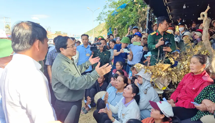 Thủ tướng Phạm Minh Chính: Không để người dân nào bị bỏ lại phía sau trong thiên tai